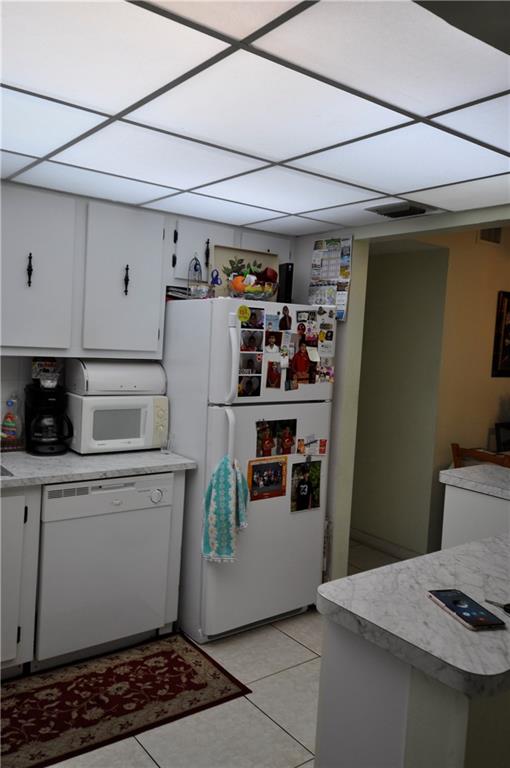 HERITAGE CIRCLE - Residential