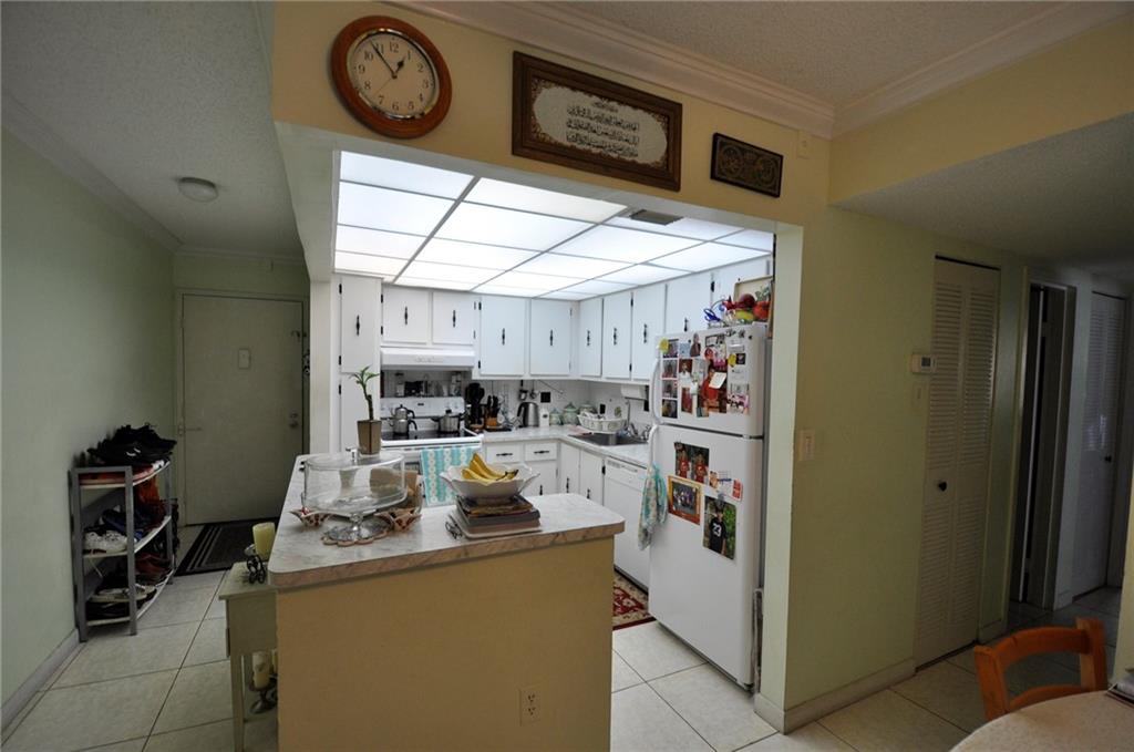 HERITAGE CIRCLE - Residential