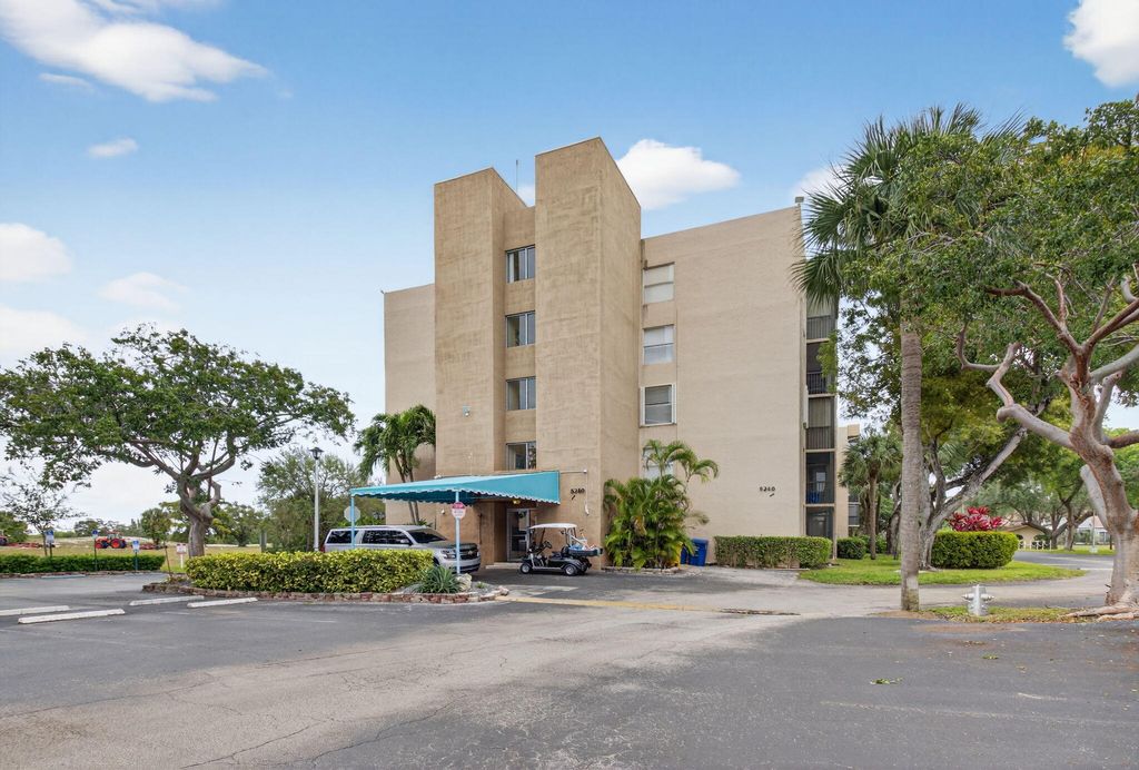 Photo of 5280 NW 2nd Ave #Ph-17, Boca Raton, FL 33487 (MLS # R11155549)