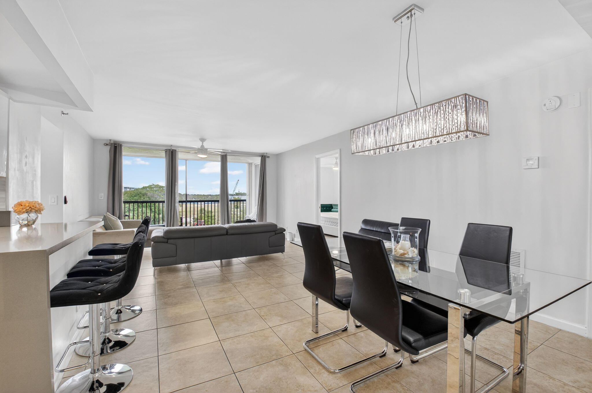 5280 NW 2nd Ave Ph-17