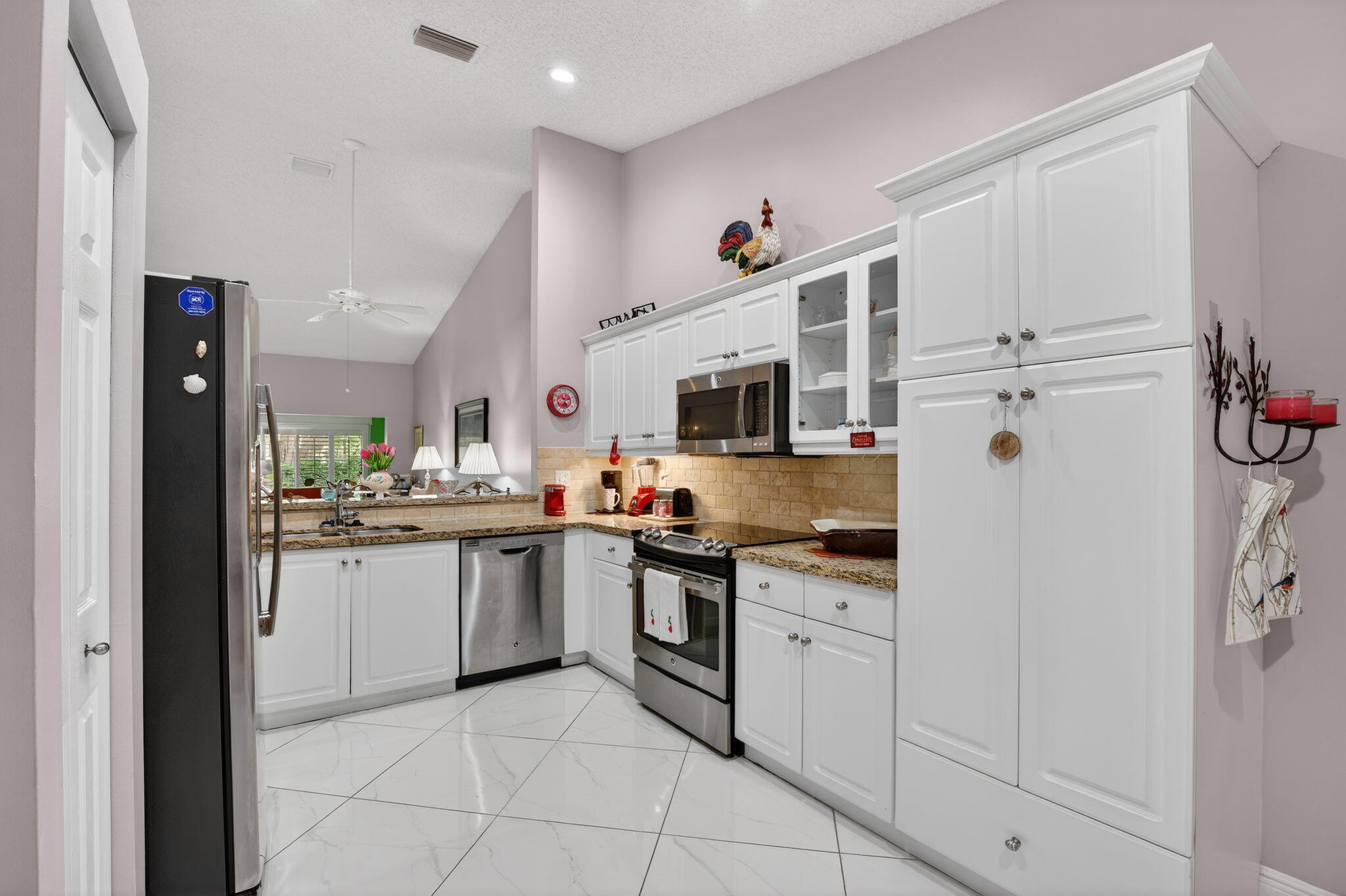 SUN VALLEY EAST CONDO - Residential