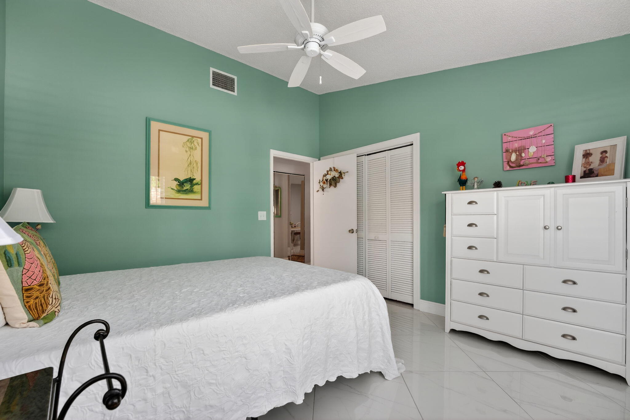 SUN VALLEY EAST CONDO - Residential