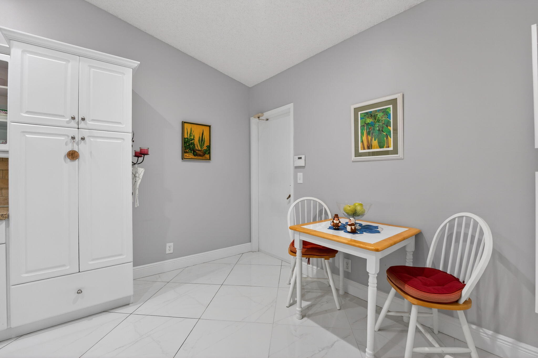 SUN VALLEY EAST CONDO - Residential