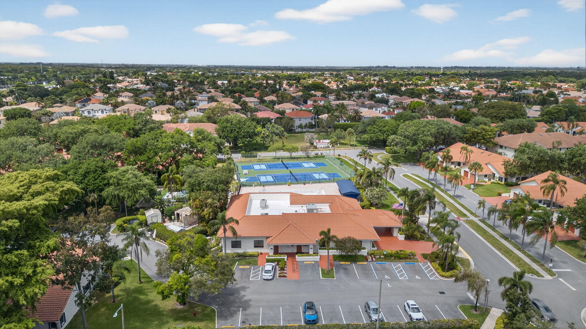 SUN VALLEY EAST CONDO - Residential