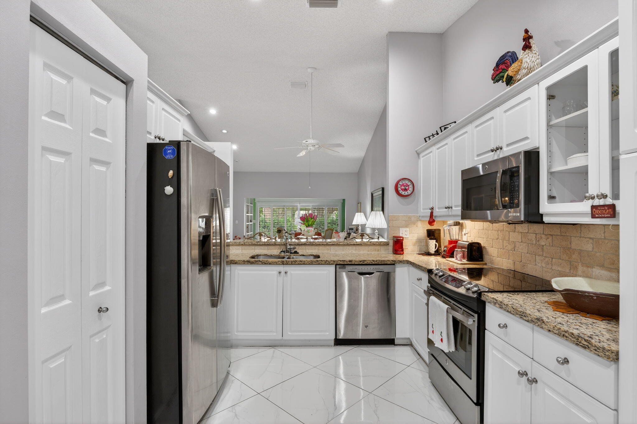 SUN VALLEY EAST CONDO - Residential