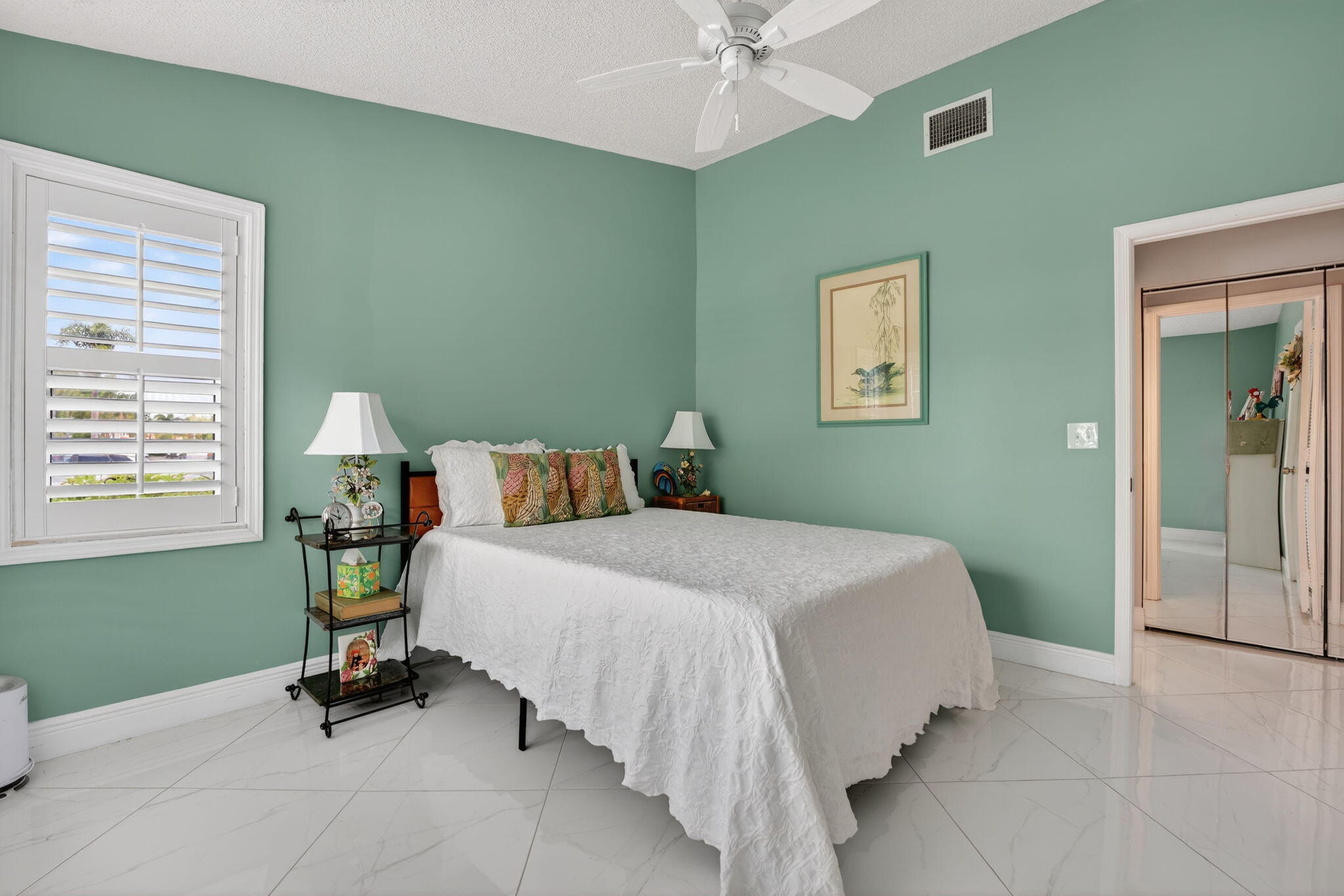 SUN VALLEY EAST CONDO - Residential