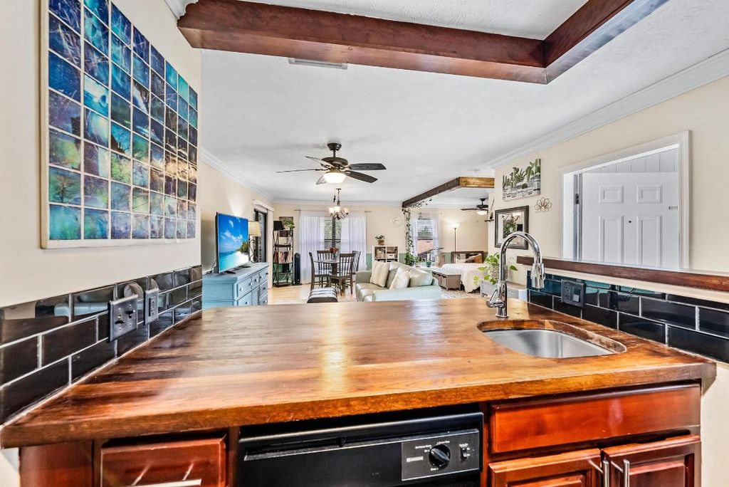 Photo of 6535 SE Federal Highway #204, Stuart, FL 34997 (MLS # R10961438)