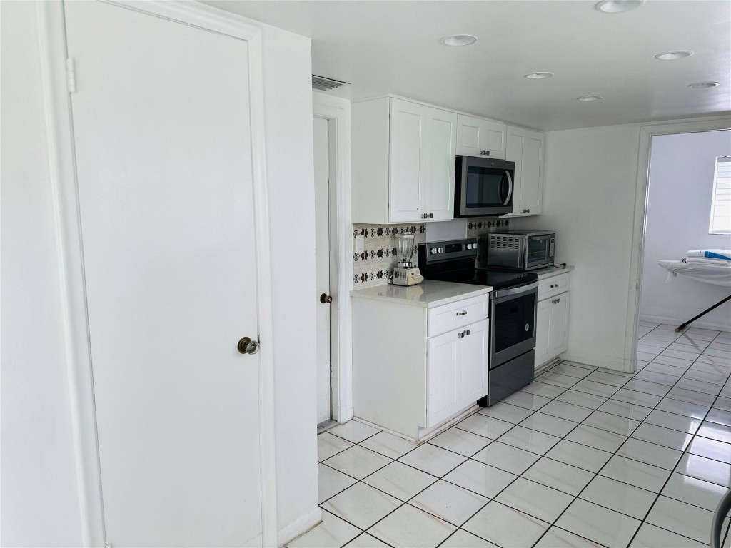 New Orleans Lakesites - Residential