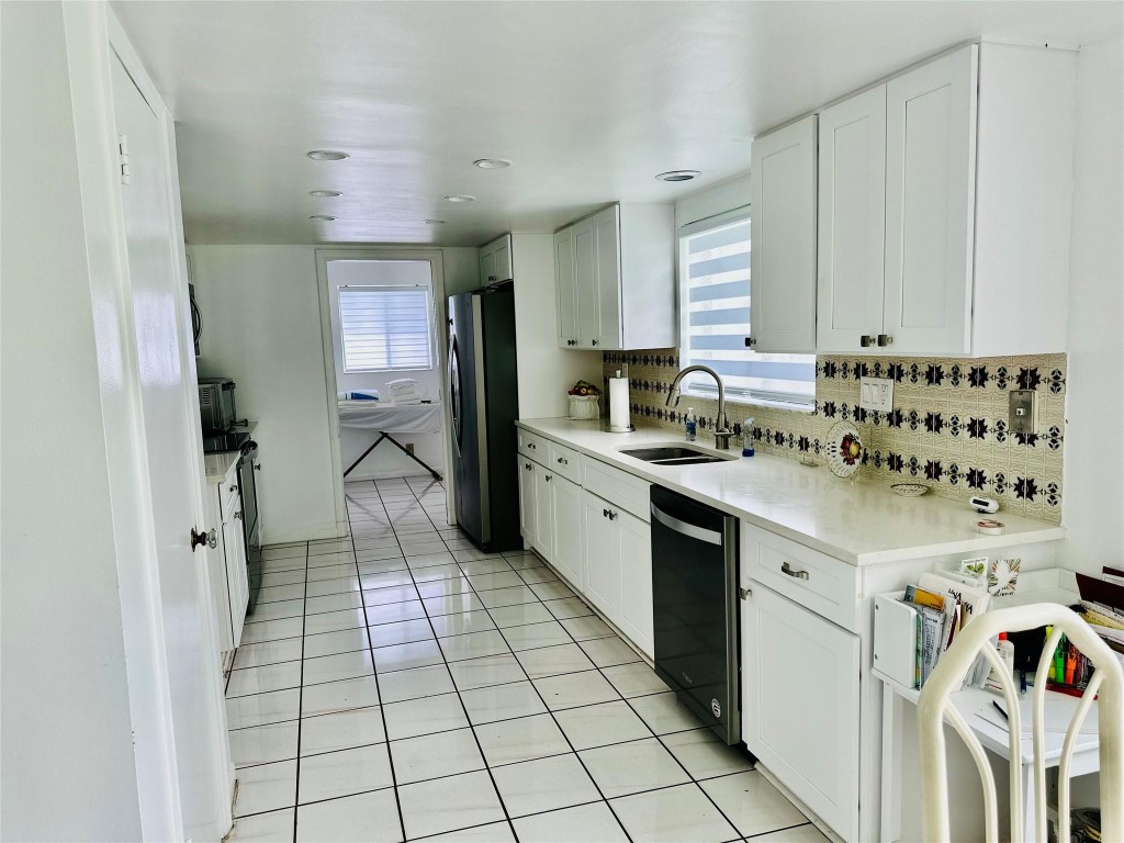 New Orleans Lakesites - Residential