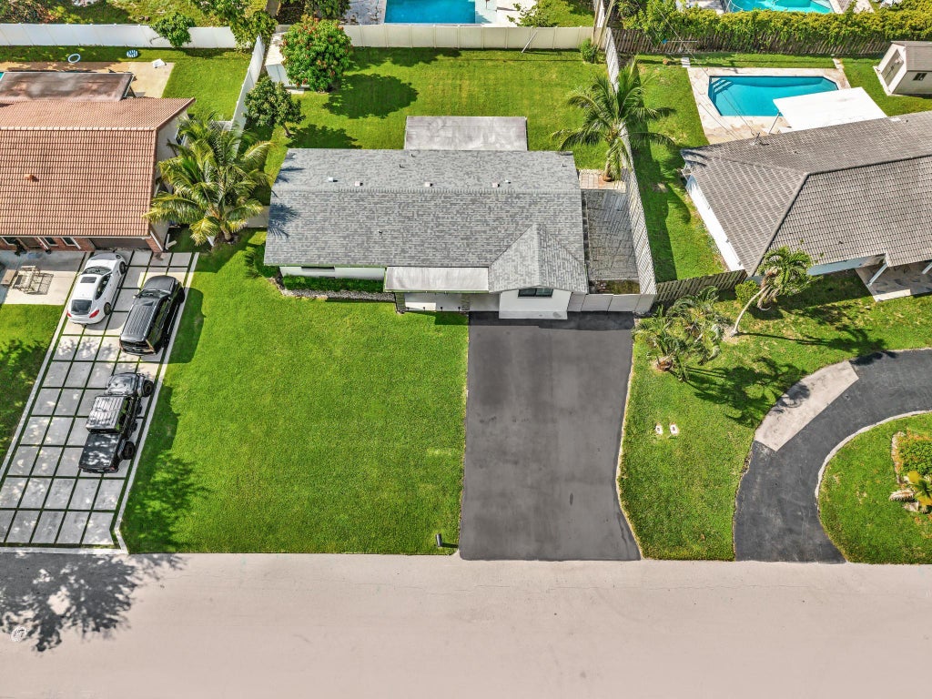 Photo of 2056 PARK Place, Boca Raton, FL 33486 (MLS # B26068020)