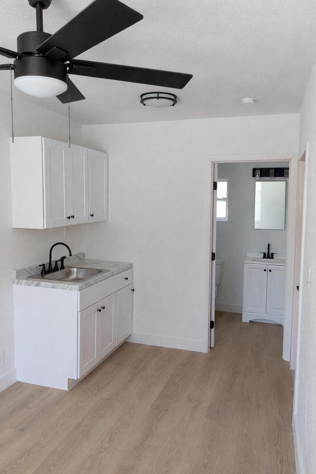 5635 W Hallandale Beach Boulevard