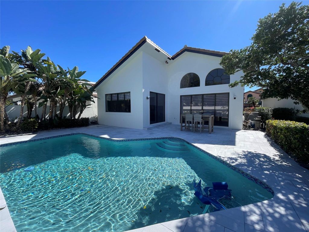 Photo of 6488 Via Rosa, Boca Raton, FL 33433 (MLS # F10549518)