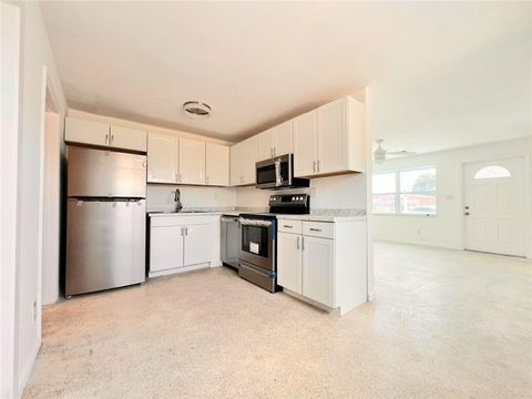 5061 Eadie Place West Palm Beach FL 33407