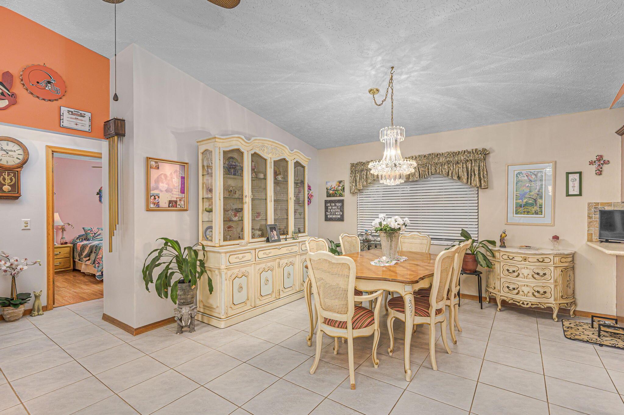 PORT ST LUCIE SECTION 8 - Residential