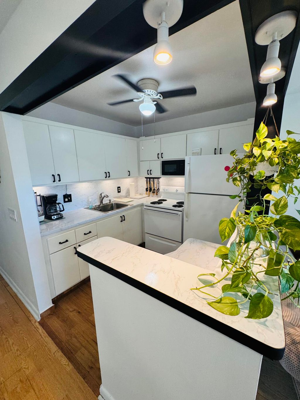 Photo of 16 Windsor A, West Palm Beach, FL 33417 (MLS # B26032666)