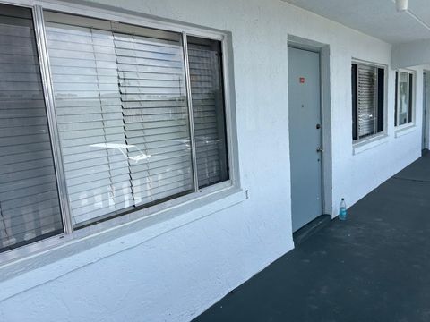 2200 Springdale Blvd 203 Palm Springs FL 33461