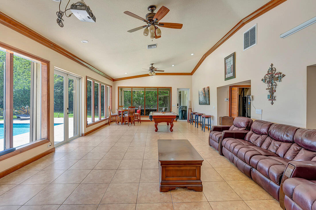 Acreage - Residential