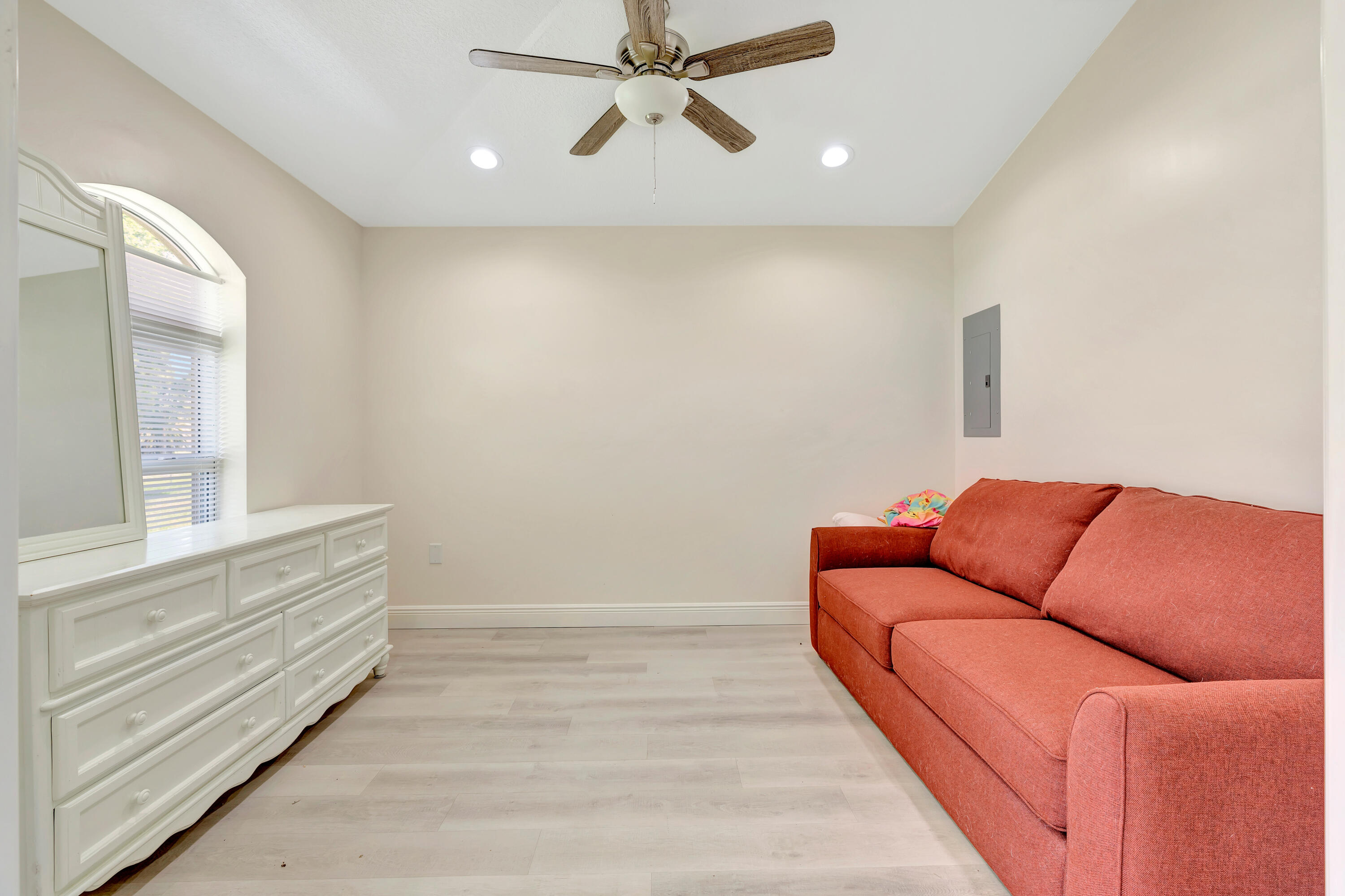 Acreage - Residential