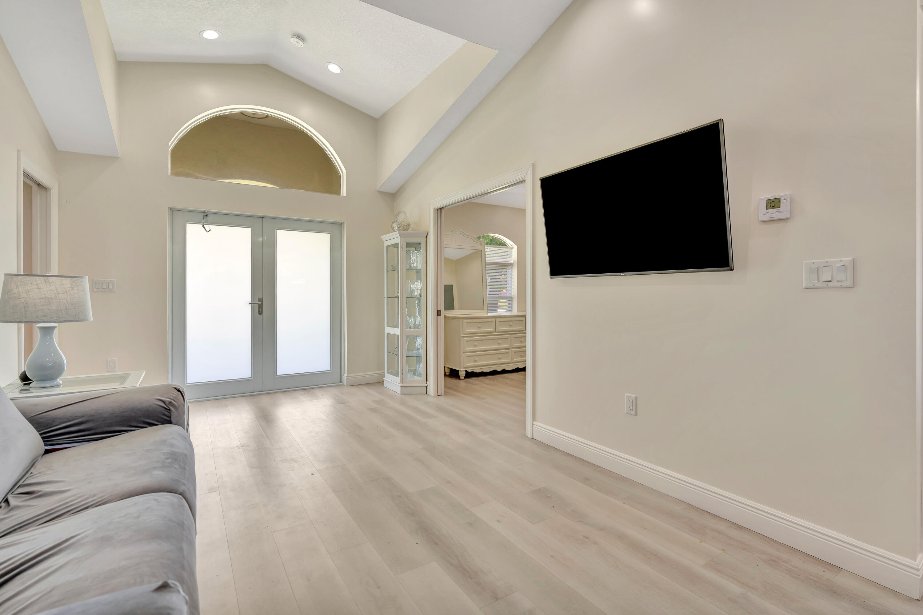 Acreage - Residential
