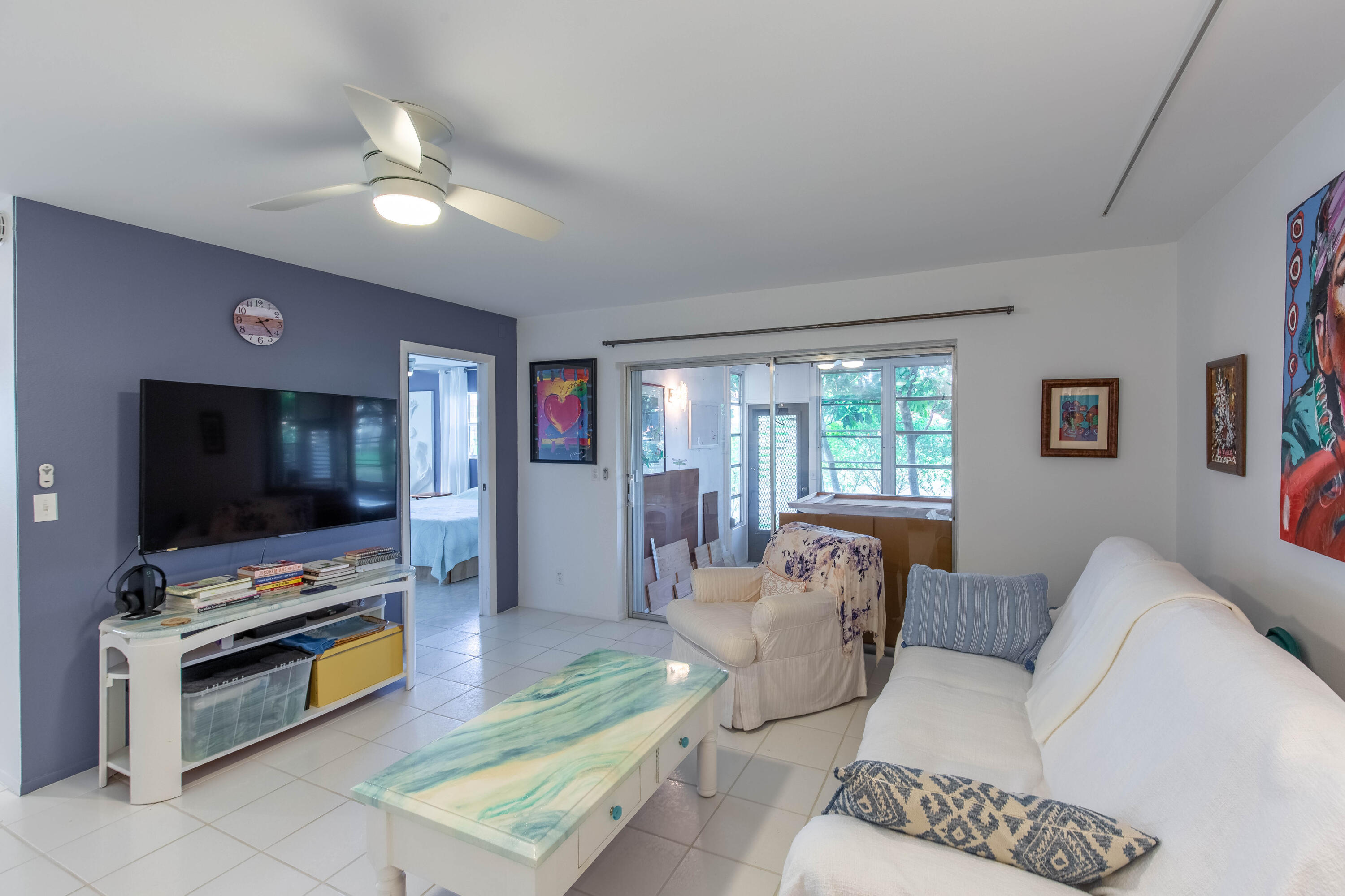 GOLDEN LAKES VILLAGE COND - Residential