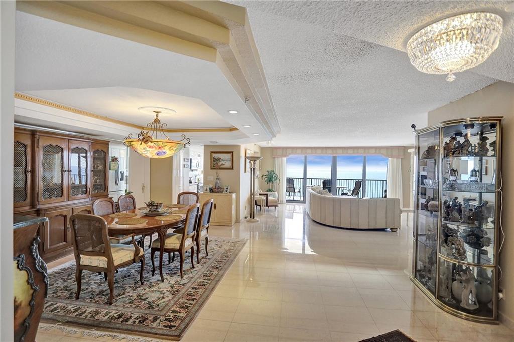 Overlook Condominium - Residential