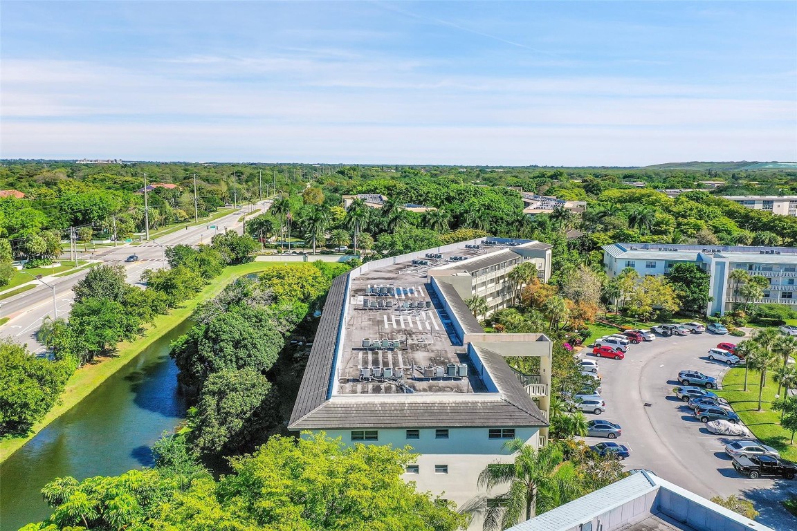 WYNMOOR VILLAGE - Residential