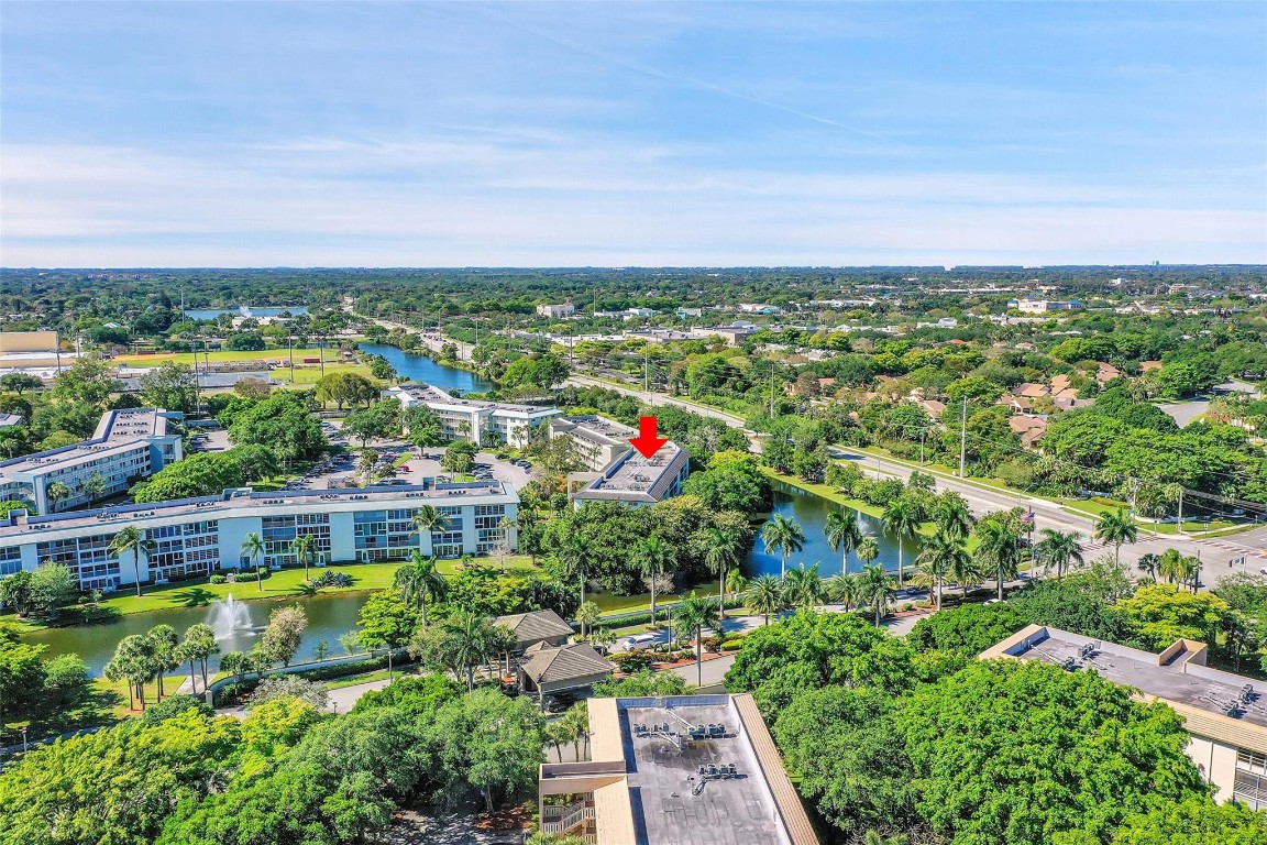 WYNMOOR VILLAGE - Residential