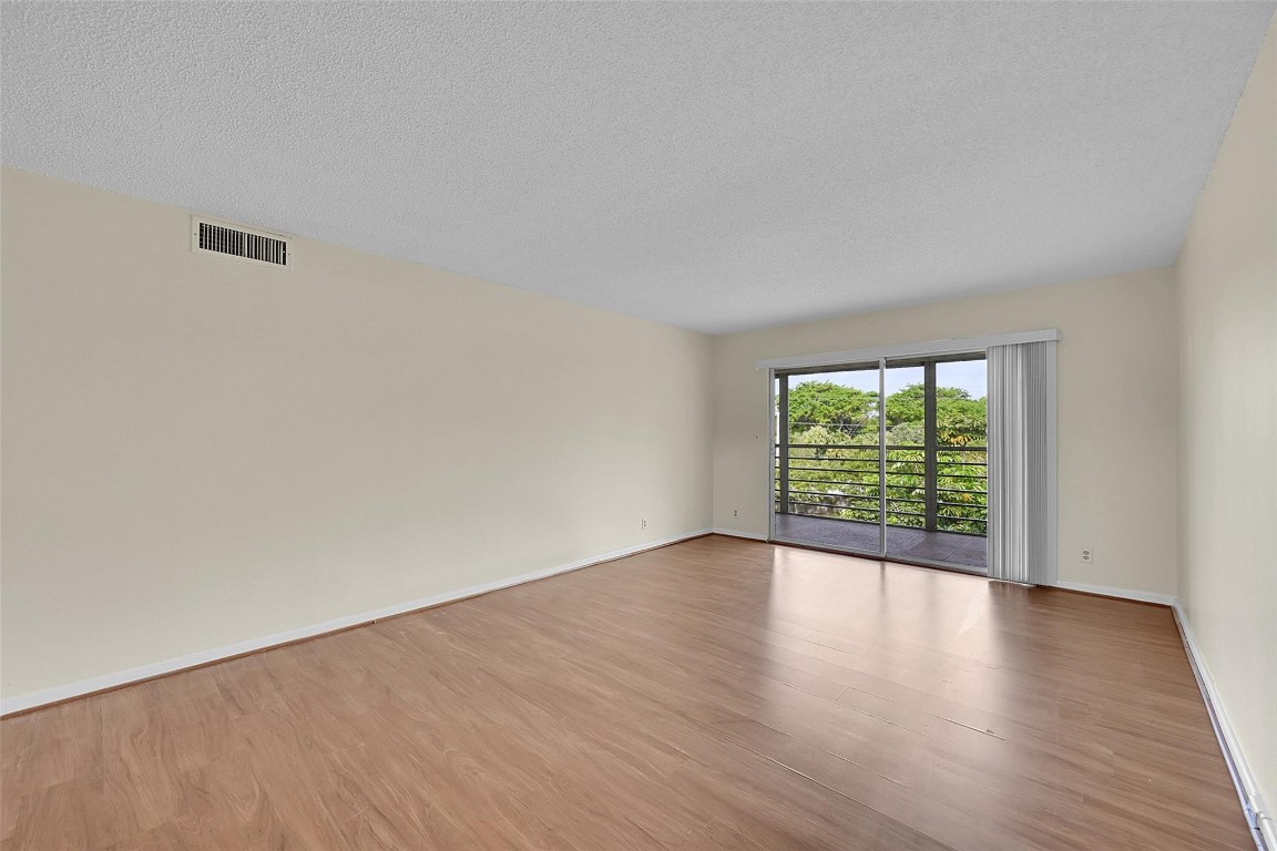 WYNMOOR VILLAGE - Residential