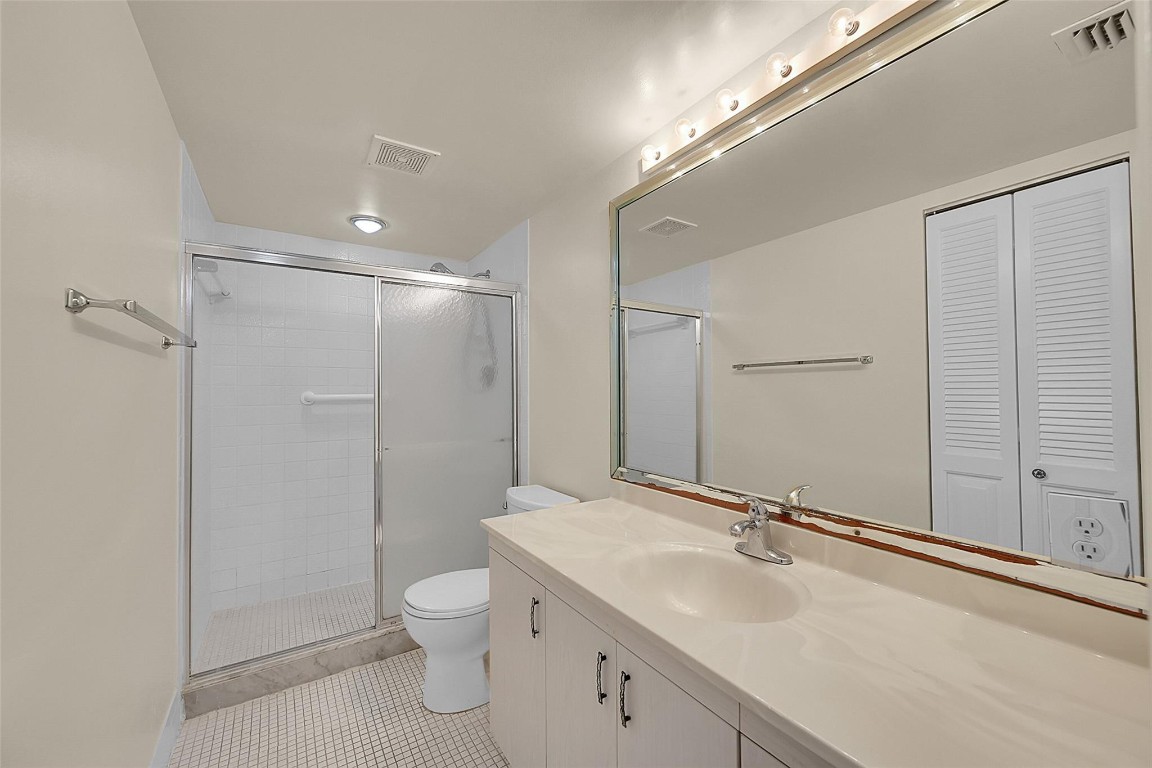 WYNMOOR VILLAGE - Residential