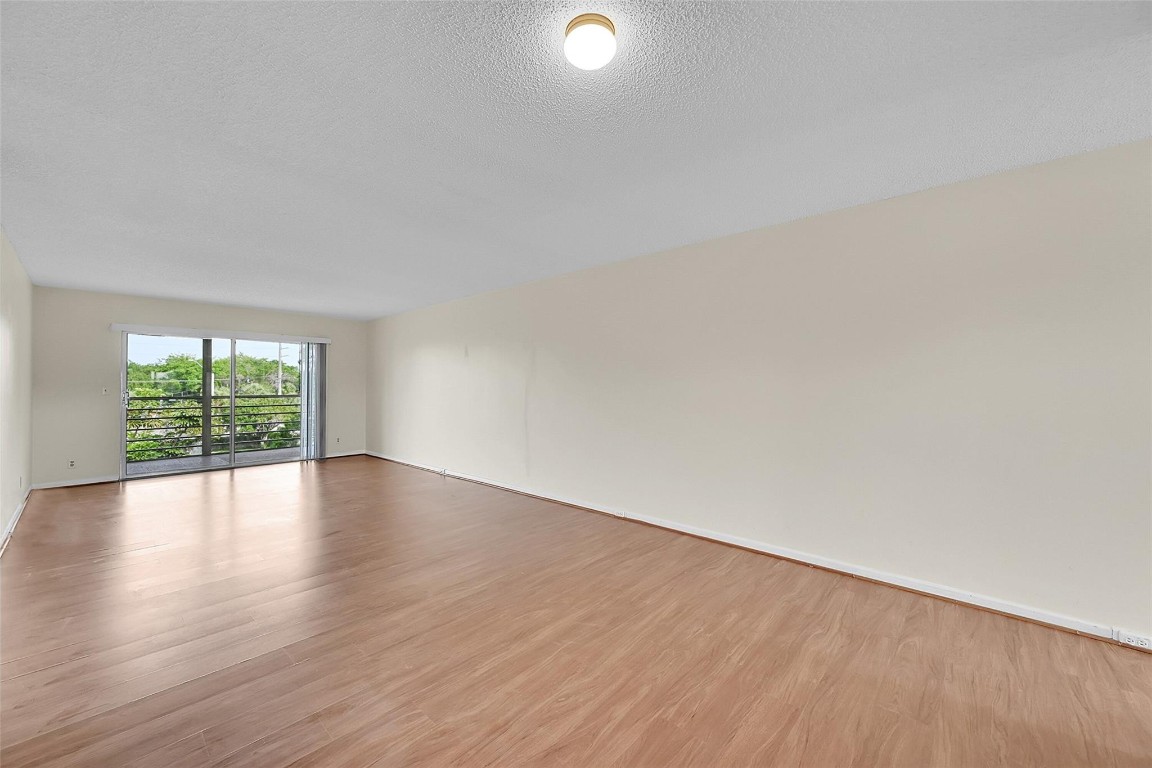 WYNMOOR VILLAGE - Residential