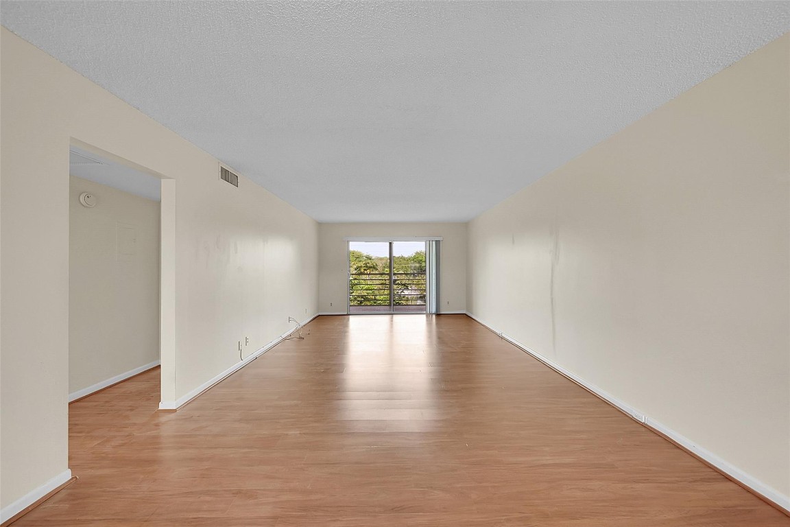 WYNMOOR VILLAGE - Residential