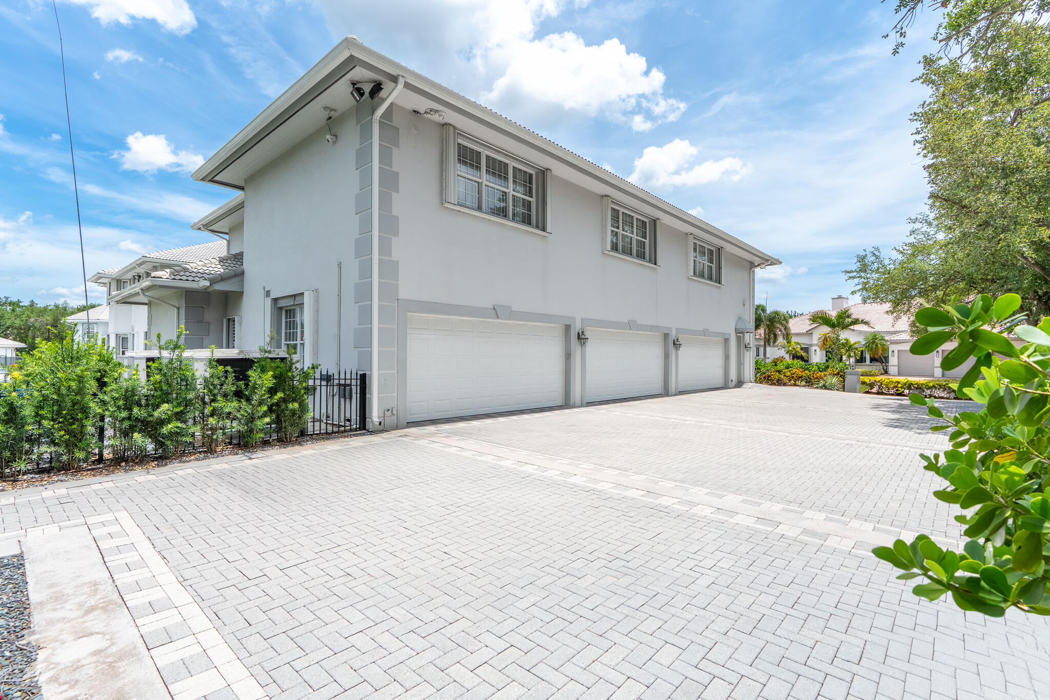 EAGLE TRACE - Residential