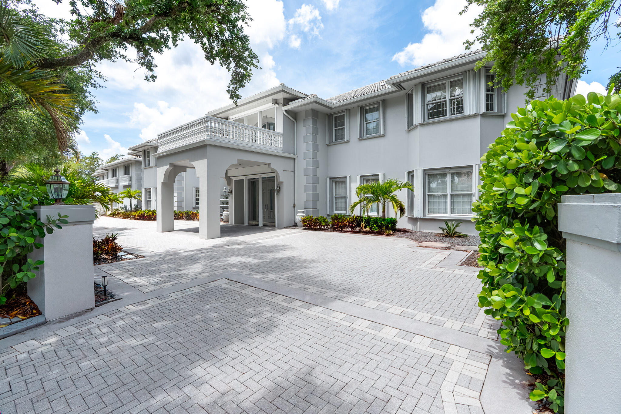 EAGLE TRACE - Residential