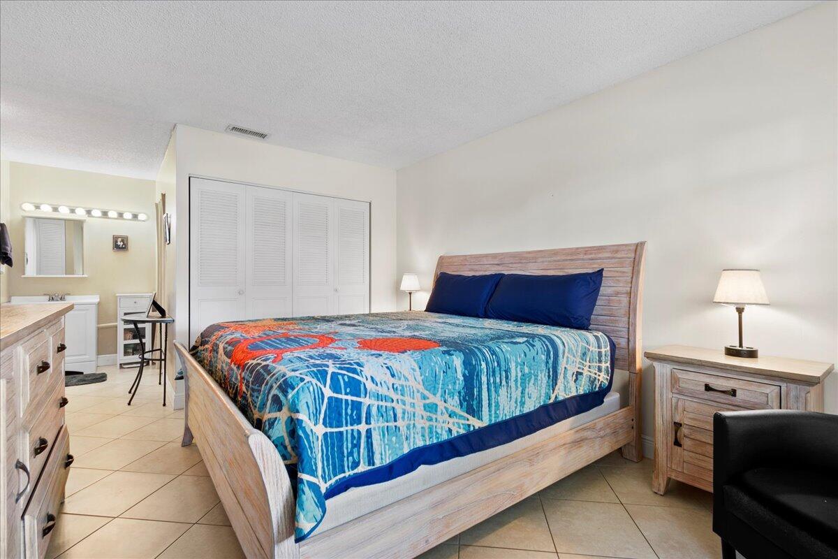 GOLDEN LAKES VILLAGE CONDO 1 THRU 13-A - Residential