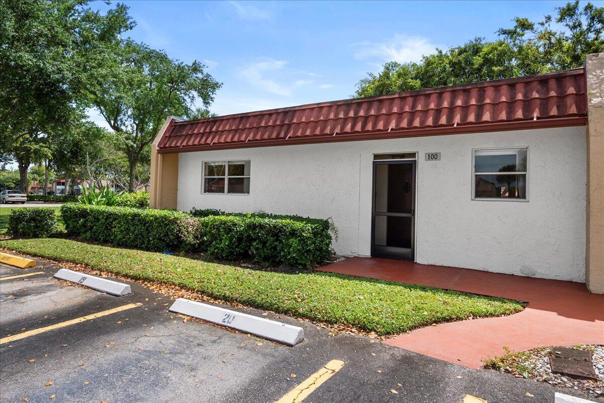 100 Lake Anne Drive