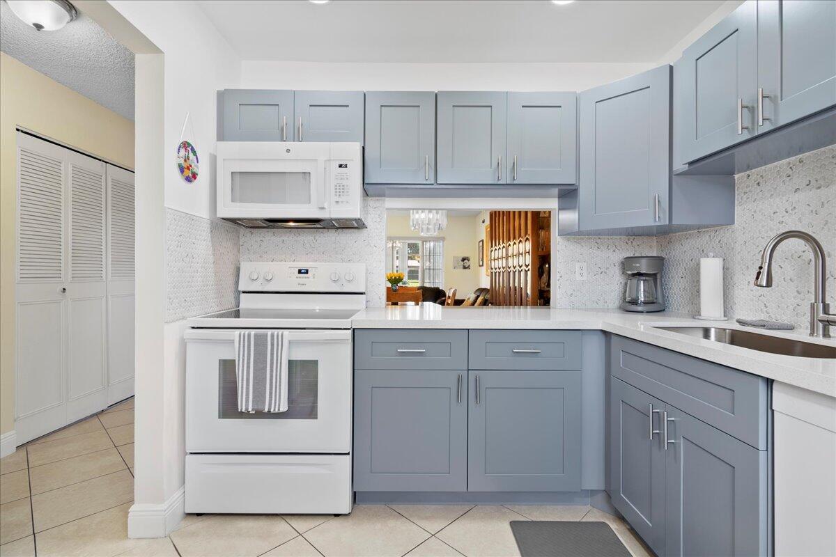 GOLDEN LAKES VILLAGE CONDO 1 THRU 13-A - Residential