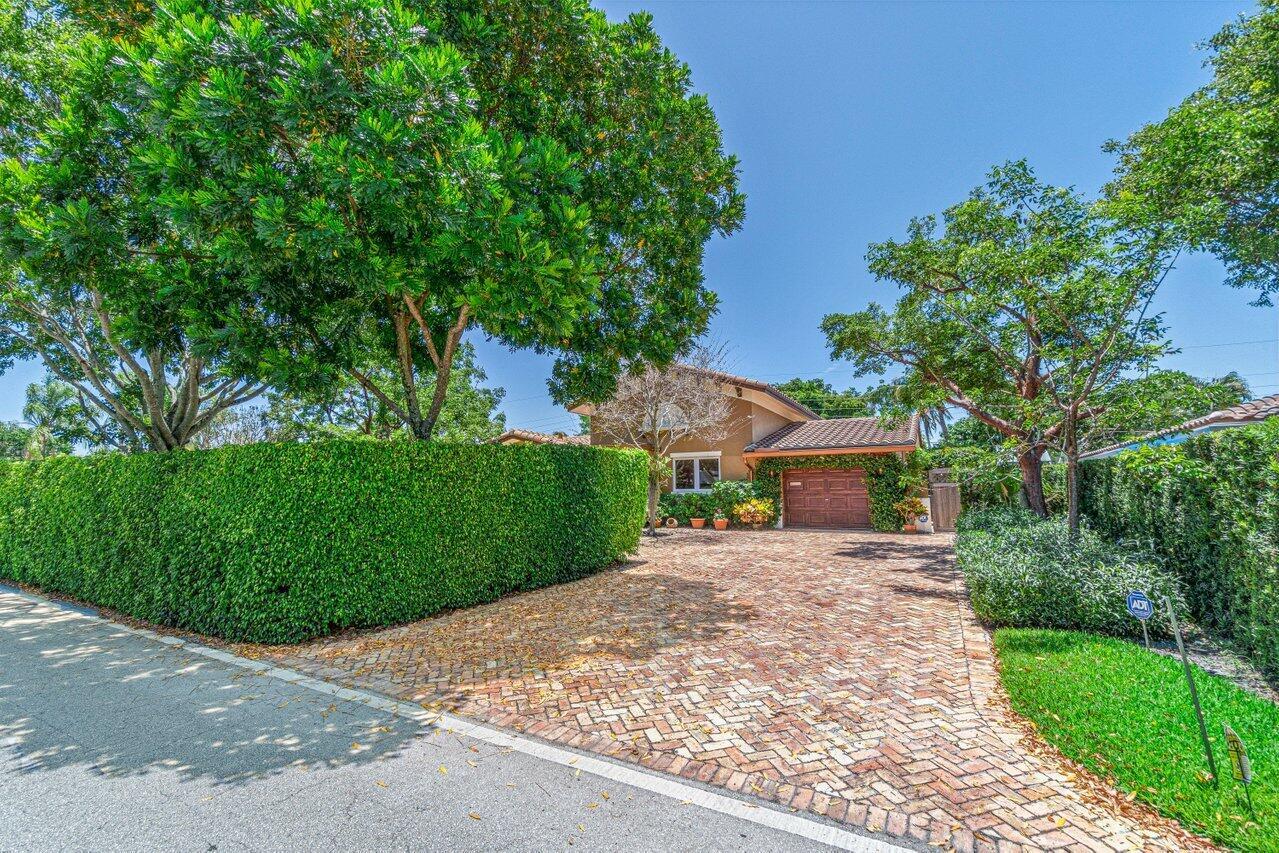 TUNISON PALMS SEC 2 - Residential Lease