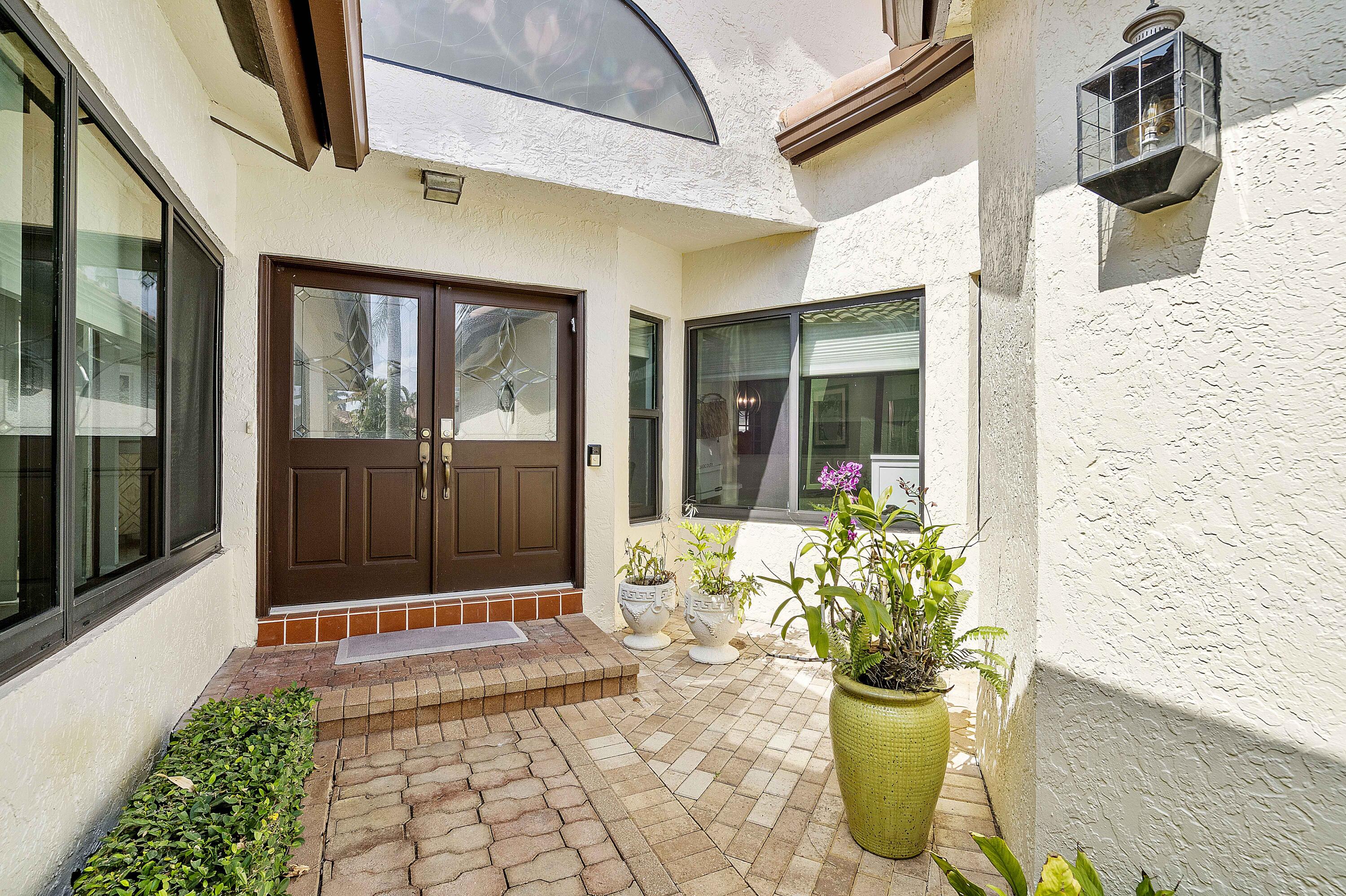22652 Esplanada Circle W
