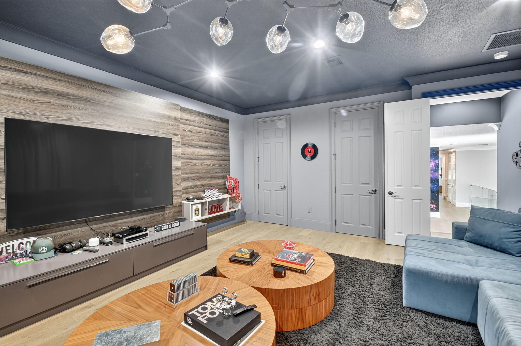 Seven Bridges - Residential Lease