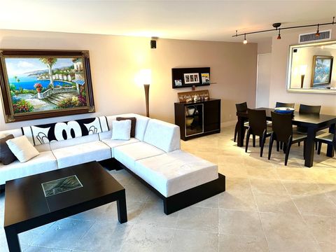 1 Las Olas Circle 605 Fort Lauderdale FL 33316
