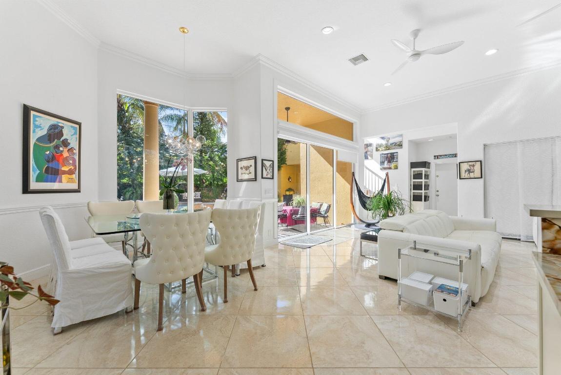 HERON BAY FIVE - Residential