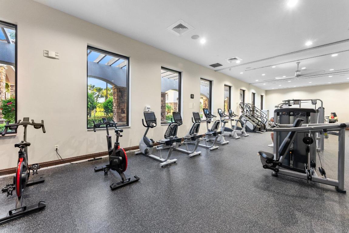 HERON BAY FIVE - Residential