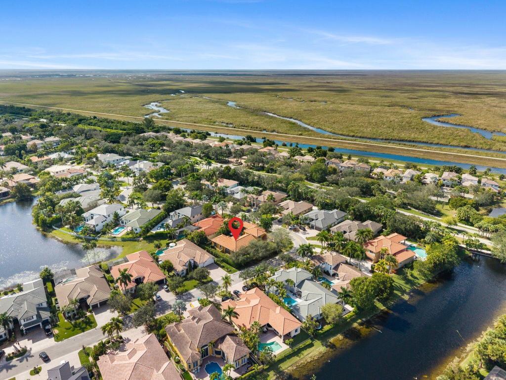 HERON BAY FIVE - Residential