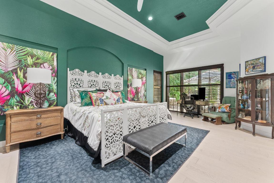 HERON BAY FIVE - Residential