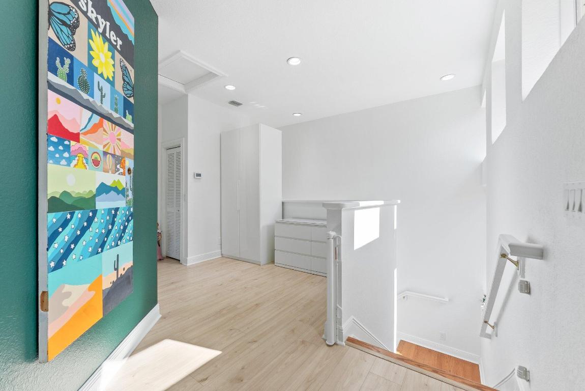 HERON BAY FIVE - Residential