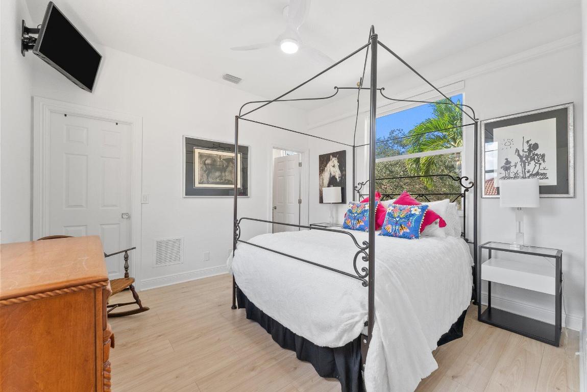 HERON BAY FIVE - Residential