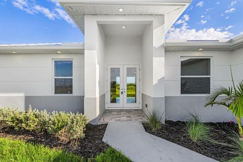 526 Braelyn St Port Labelle FL 33935