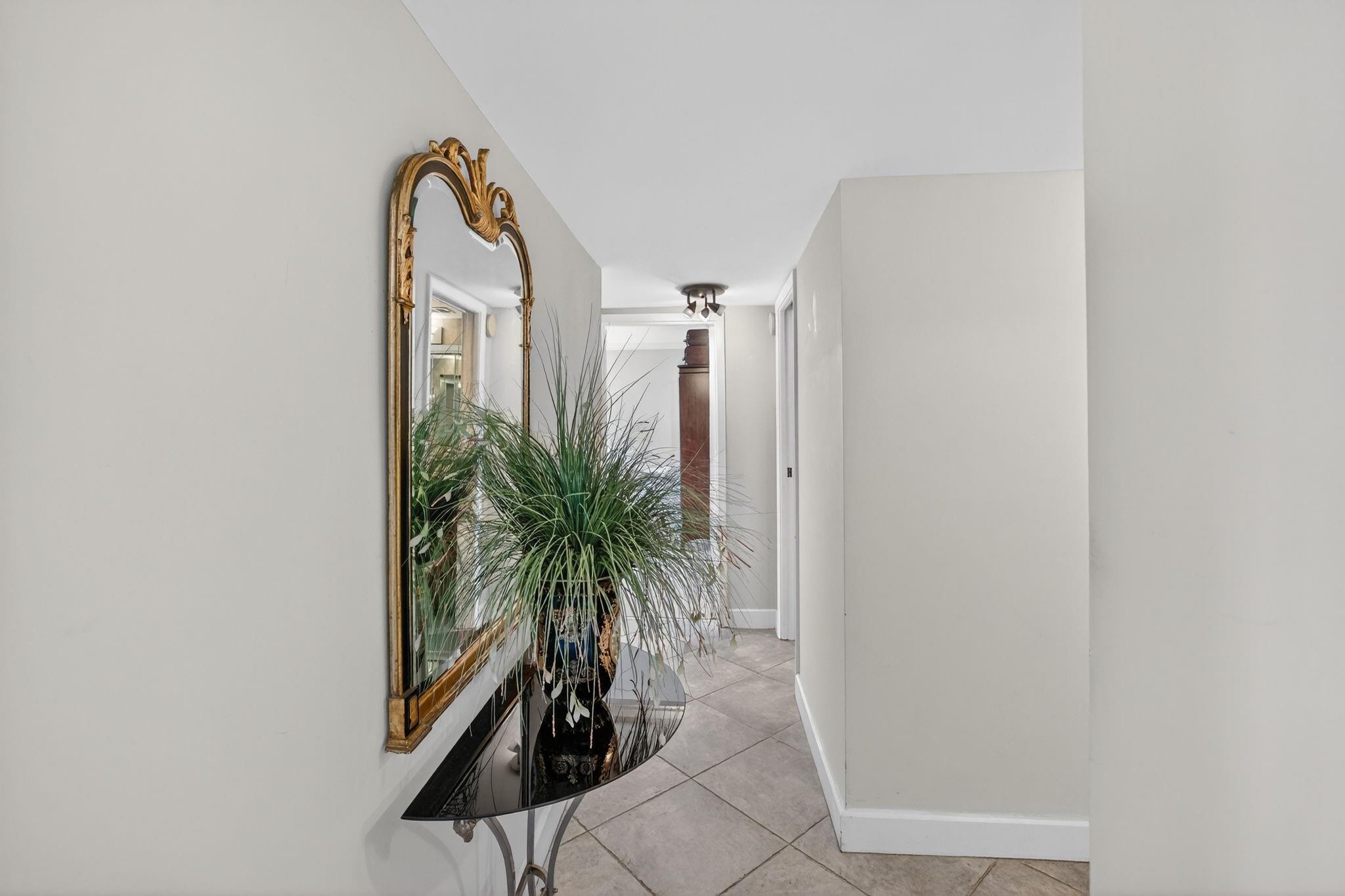 1160 N Federal Hwy 716