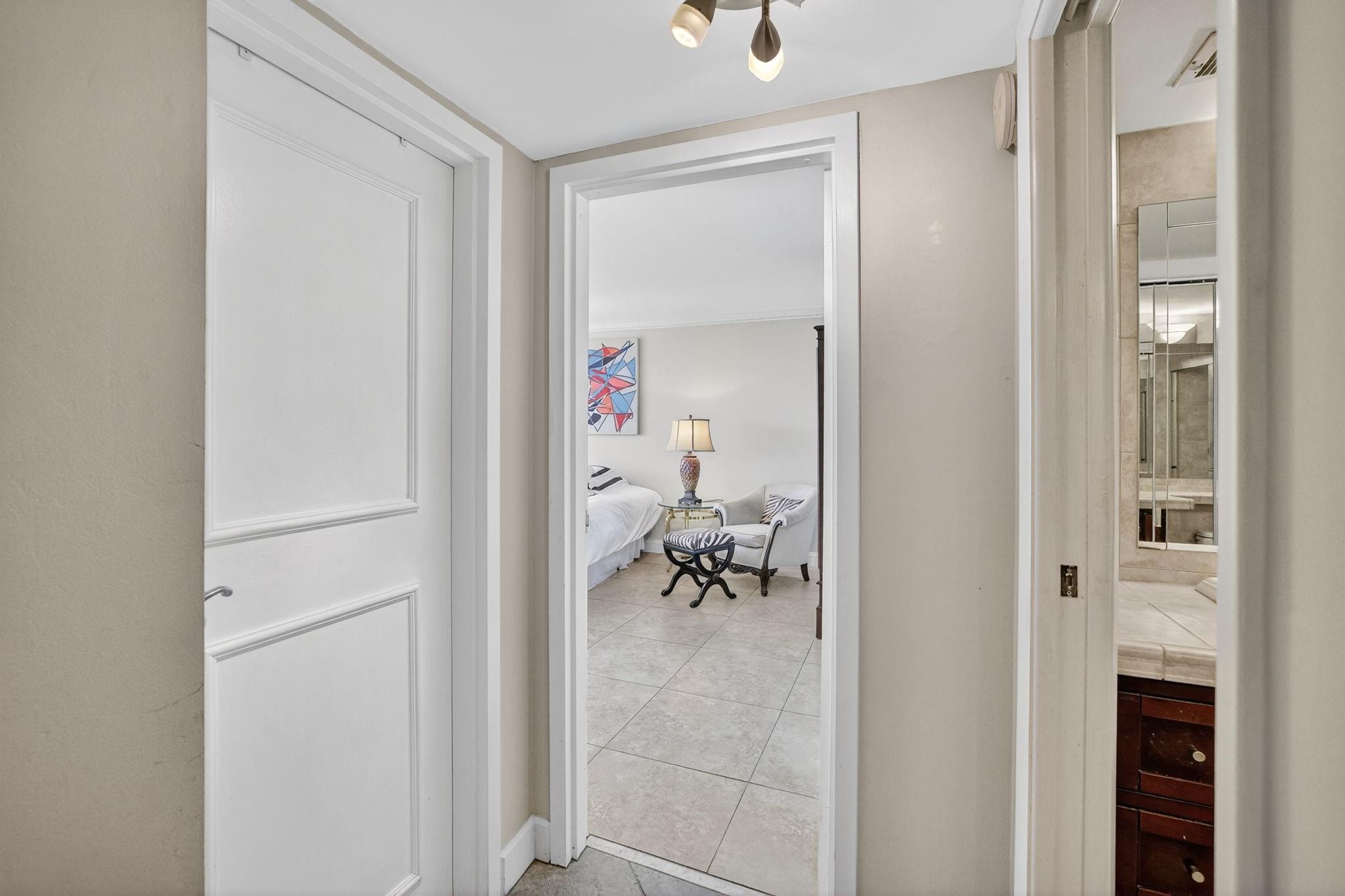 EAST POINT TOWERS - Residential