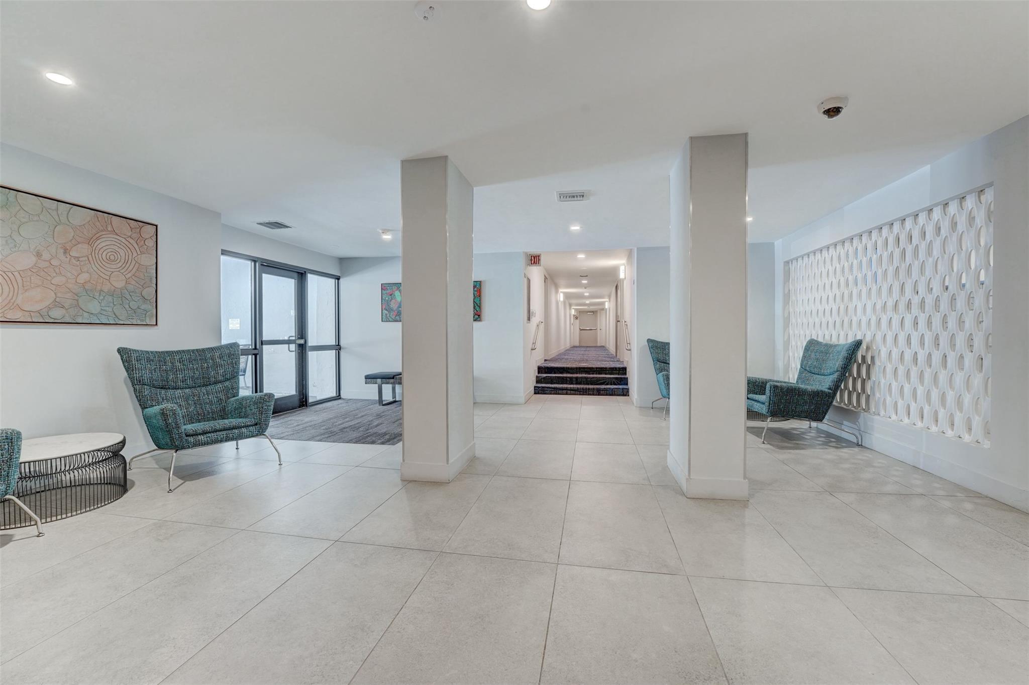 EAST POINT TOWERS - Residential